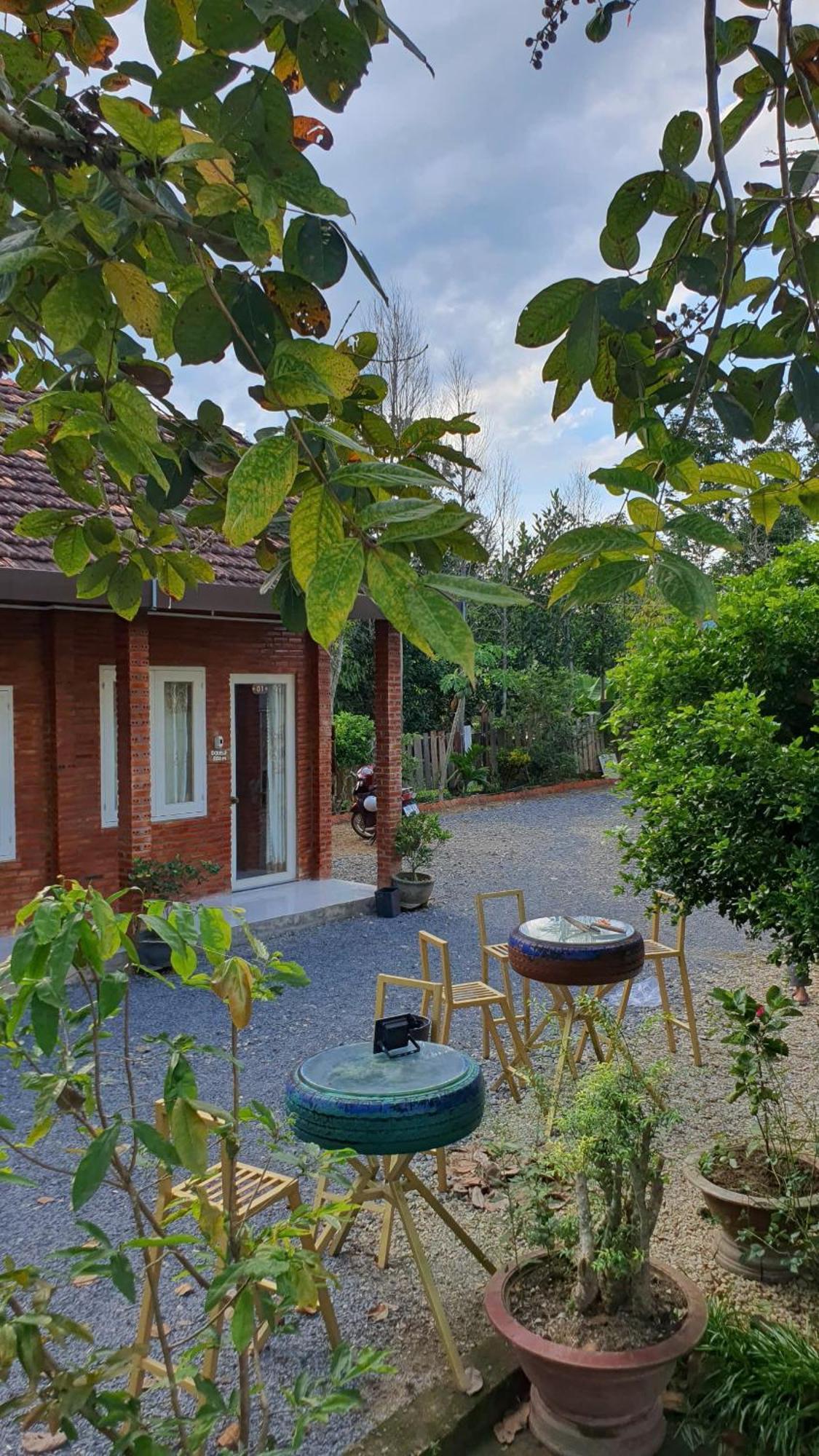 Cat Tien Backpackers Hostel Exterior foto